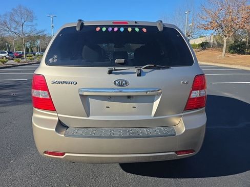 Used 2008 Kia Sorento LX image 6