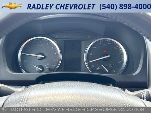 Used 2015 Toyota Highlander Limited AWD/4WD image 7