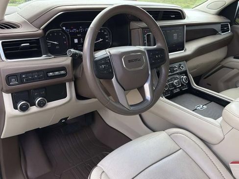 Used 2021 GMC Yukon XL Denali RWD image 18