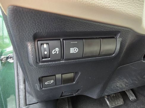 Used 2024 Toyota Corolla Cross XLE w/ Convenience Package AWD/4WD image 19