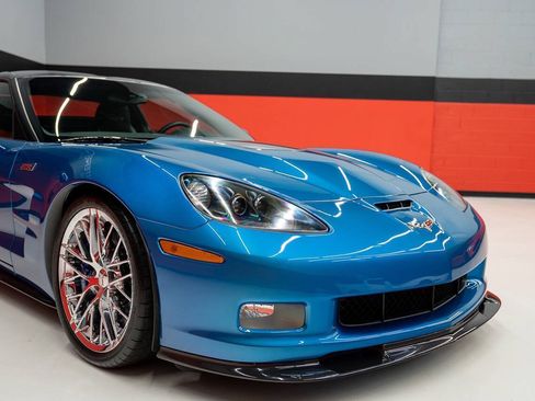 Used 2011 Chevrolet Corvette ZR1 w/ Preferred Equipment Group RWD image 8