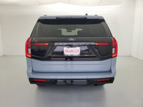 Used 2025 Ford Expedition Tremor AWD/4WD image 6
