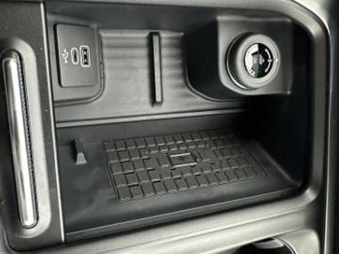 New 2025 Ford Expedition Platinum w/ Stealth Performance Package image 10