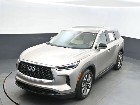 Used 2025 INFINITI QX60 Luxe image 32