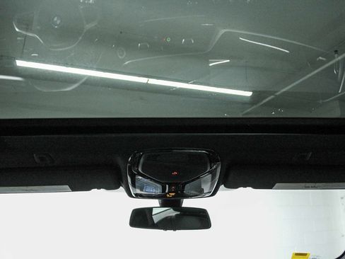 Certified 2023 BMW 530e w/ M Sport Package image 12