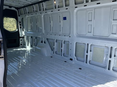 New 2025 Mercedes-Benz Sprinter 2500 image 22