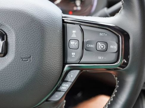 Certified 2025 RAM 3500 Limited AWD/4WD image 36