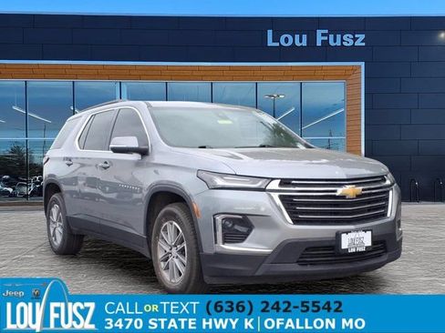 Used 2023 Chevrolet Traverse LT AWD/4WD image 1