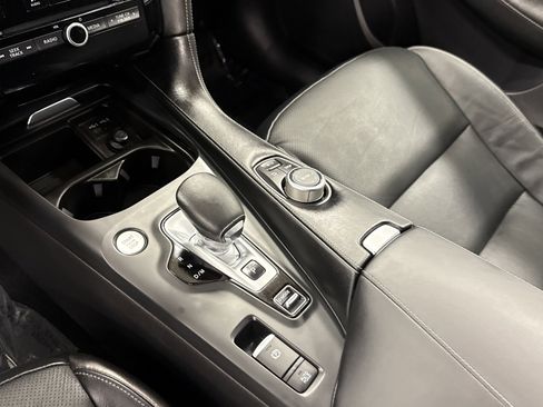 Used 2022 INFINITI QX50 Luxe w/ Appearance Package image 12