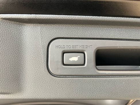 New 2025 Honda Pilot TrailSport image 11