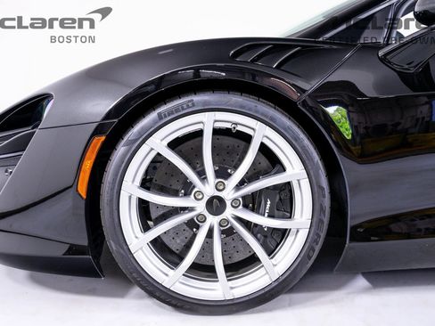 Used 2025 McLaren Artura Spider RWD image 15