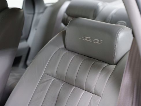 Used 1996 Chevrolet Impala SS RWD image 11