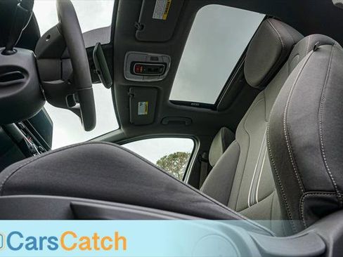 Used 2024 Hyundai Elantra SEL w/ Convenience Package image 22