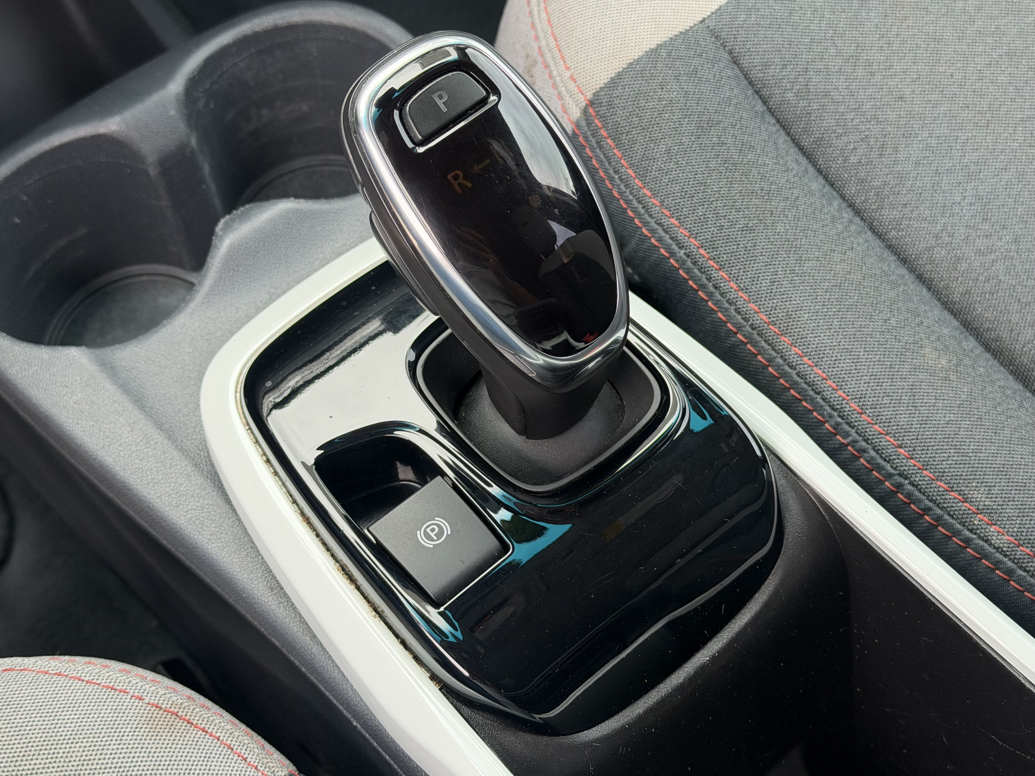 Used 2021 Chevrolet Bolt LT FWD image 24