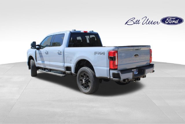 New 2026 Ford F250 Lariat w/ Black Appearance Package AWD/4WD image 4