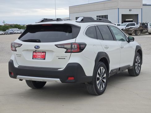 Used 2024 Subaru Outback Touring AWD/4WD image 7