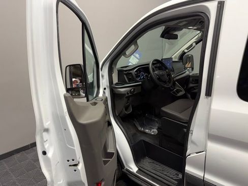 Used 2024 Ford Transit 350 XLT RWD image 12