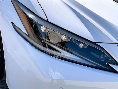 Used 2023 Lexus ES 350 F Sport w/ Accessory Package (Z1) image 28