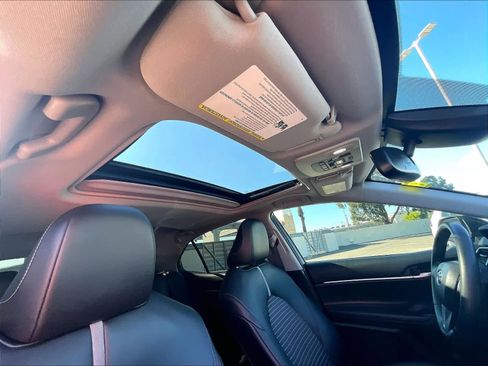 Used 2022 Toyota Camry SE w/ Convenience Package image 24