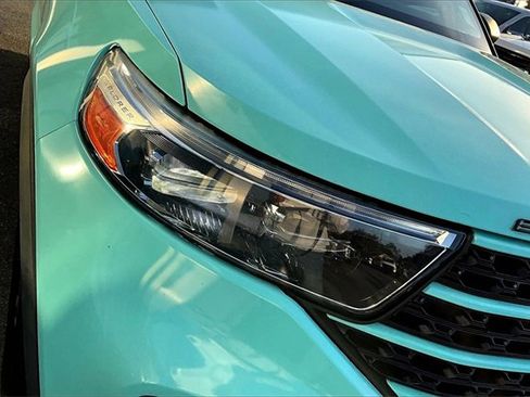 Used 2021 Ford Explorer XLT w/ Equipment Group 202A image 27