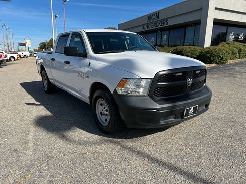 Used 2017 RAM 1500 Tradesman image 23