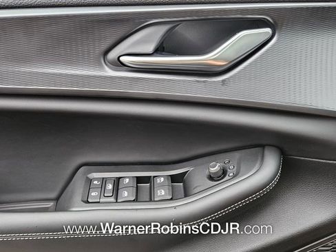 New 2025 Jeep Grand Cherokee L Altitude image 26