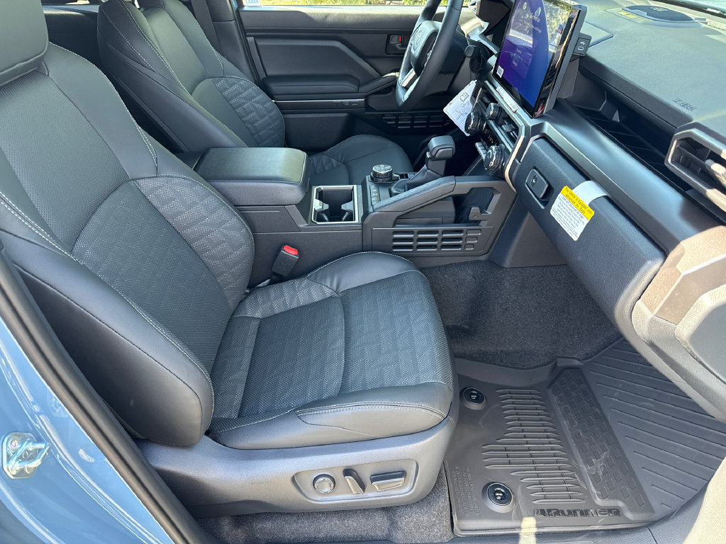 New 2026 Toyota 4Runner TRD Off-Road Premium AWD/4WD image 14