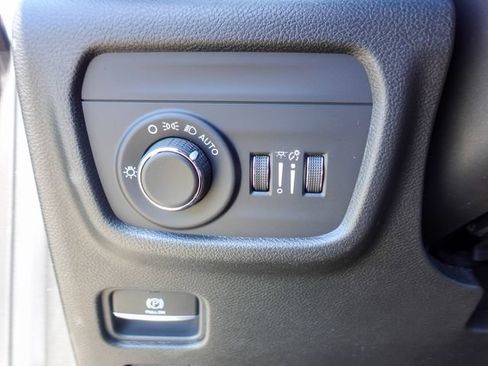 New 2026 Jeep Grand Cherokee L 4WD image 16