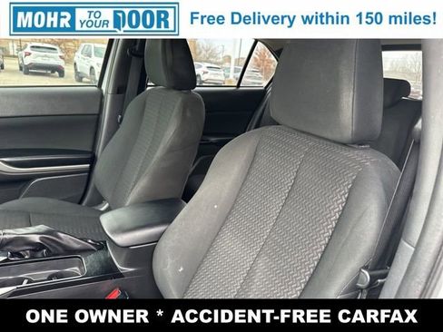 Used 2022 Mitsubishi Eclipse Cross LE image 9