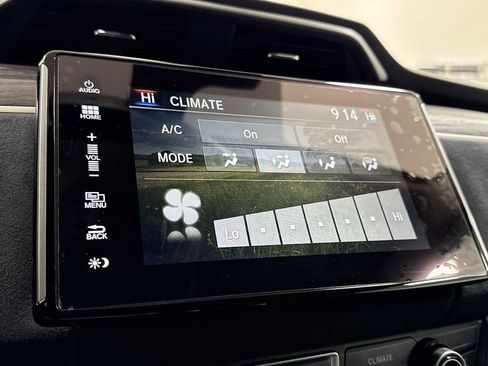 Used 2018 Honda Clarity Touring image 21