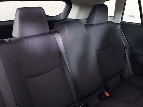 Used 2024 Toyota Corolla Cross LE image 31