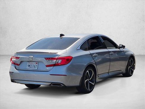 Used 2021 Honda Accord Sport image 6