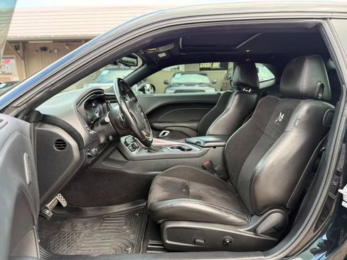 Used 2021 Dodge Challenger R/T Scat Pack RWD image 7