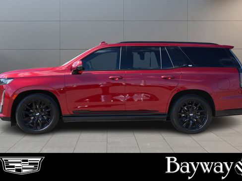 Certified 2024 Cadillac Escalade Sport w/ LPO, ONYX Package image 4