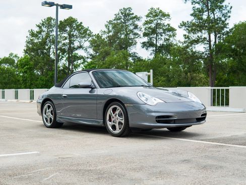 Used 2002 Porsche 911 Carrera 4 image 17
