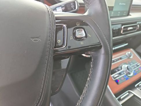 Used 2022 Lincoln Aviator Reserve w/ Equipment Group 201A AWD/4WD image 23