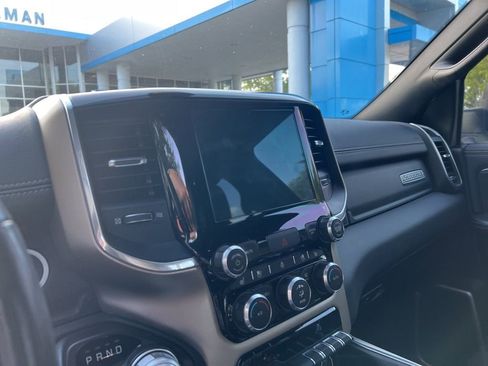 Used 2019 RAM 2500 Laramie w/ Night Edition image 8