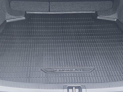 Used 2025 Toyota Corolla LE image 21