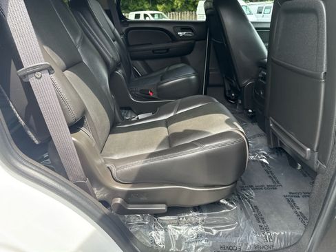 Used 2010 Chevrolet Tahoe LTZ AWD/4WD image 14