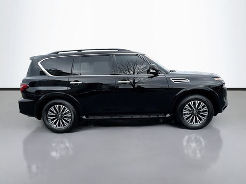 Used 2024 Nissan Armada SL w/ Midnight Edition Package image 8