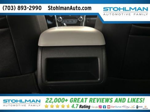 Used 2016 Toyota Camry SE image 30