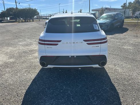Used 2022 Genesis GV70 3.5T Sport w/ Sport Prestige Package image 4