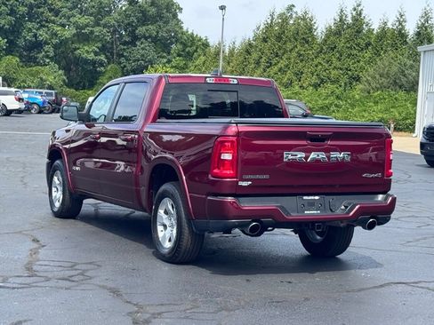 Used 2025 RAM 1500 Big Horn AWD/4WD image 16