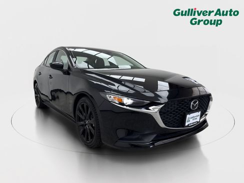 Used 2024 MAZDA MAZDA3 s FWD image 13