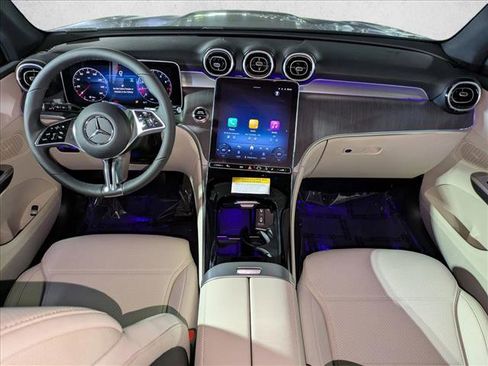 New 2026 Mercedes-Benz GLC 300 image 15