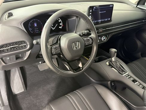 Used 2024 Honda HR-V EX-L image 4