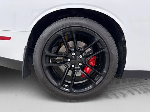 Used 2023 Dodge Challenger R/T Scat Pack w/ Plus Package image 26