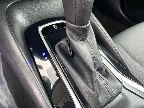 Used 2023 Toyota Corolla LE image 8