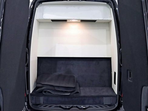 Used 2024 Mercedes-Benz Sprinter 3500 image 46