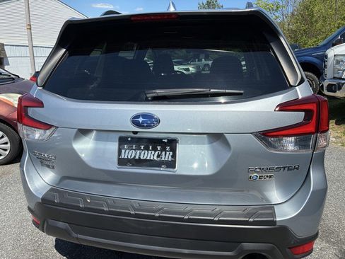 Used 2021 Subaru Forester Premium AWD/4WD image 5